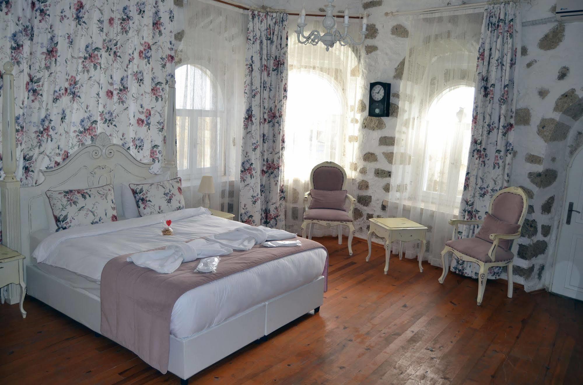 Sari Gelin Alacati Hotel Extérieur photo