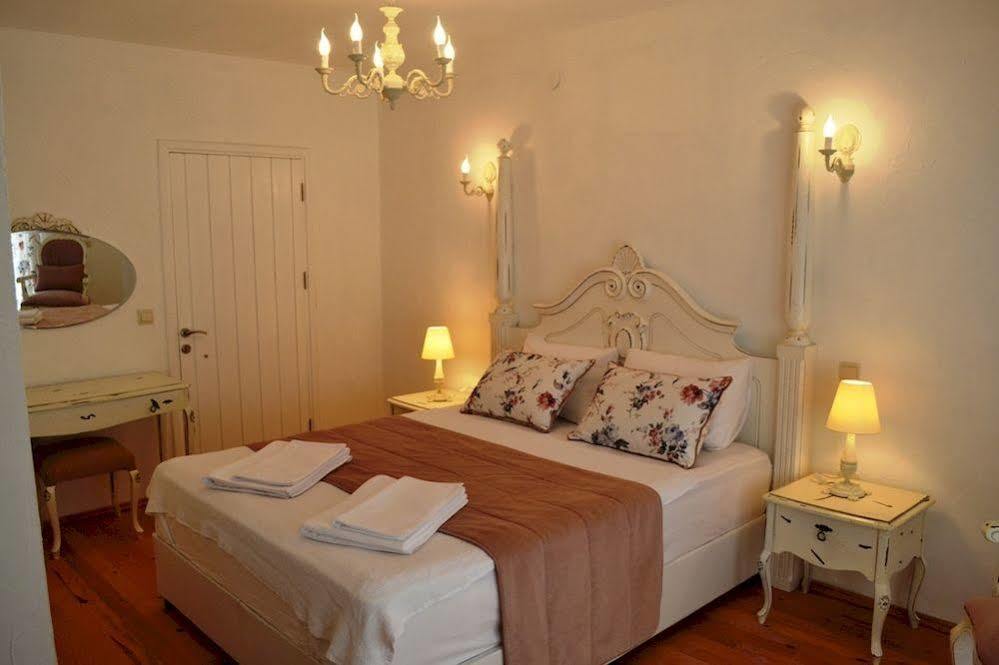 Sari Gelin Alacati Hotel Extérieur photo